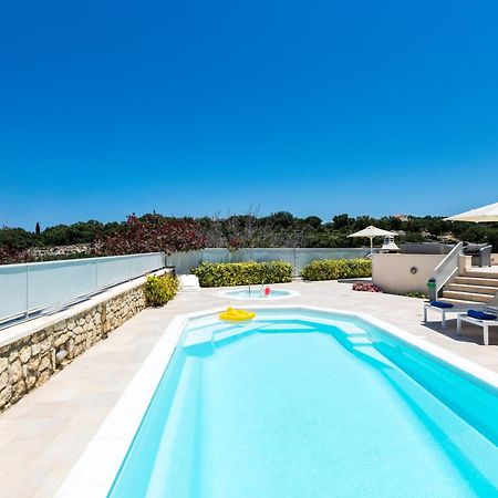 Deluxe Villa Ianthos - Outdoor Hot Tub & Kids Pool Gállos 외부 사진