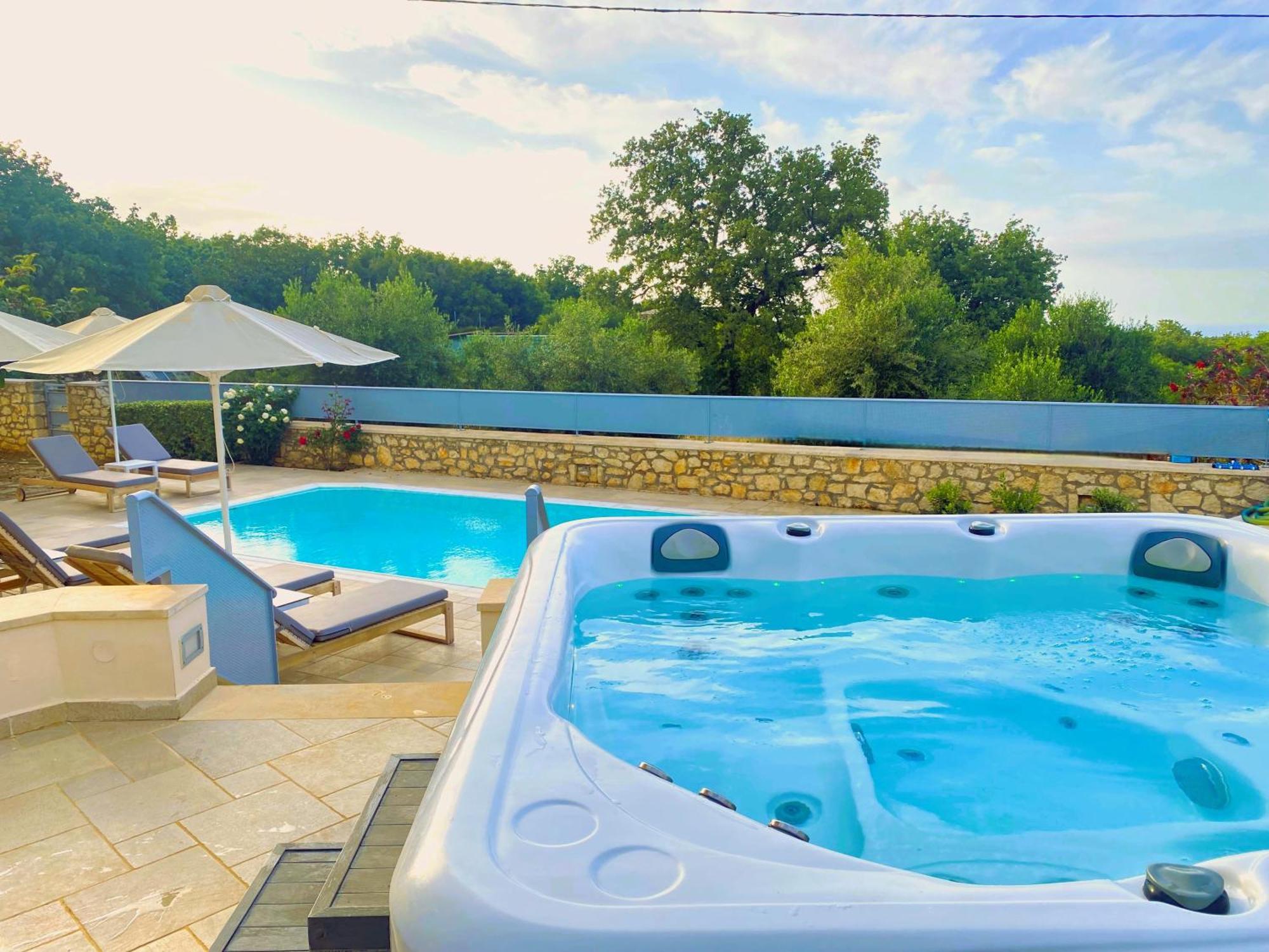 Deluxe Villa Ianthos - Outdoor Hot Tub & Kids Pool Gállos 외부 사진