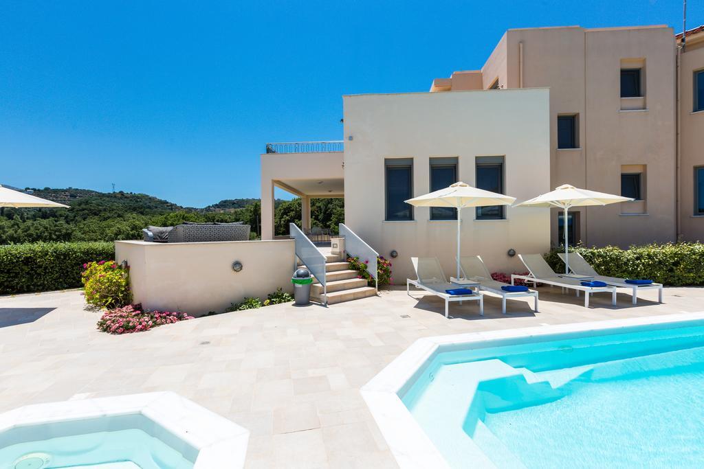 Deluxe Villa Ianthos - Outdoor Hot Tub & Kids Pool Gállos 외부 사진
